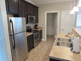  This Is a Charming Home in The Desirable West End in Greenville, SC (Photo 2 of 6)