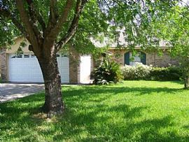  This 1407 Square Foot Single Family Home Has 3 Bedrooms and 2. in Slidell, LA