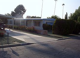 2 Bed 2 Bath Fruit Trees Lg Backyard in Hemet, CA (Photo 1 of 5)