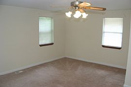 Adourable 4 Beds 1.5 Baths 1,524  You Wont Like to Miss Ranch I in Florissant, MO (Photo 4 of 10)