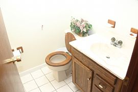 Adourable 4 Beds 1.5 Baths 1,524  You Wont Like to Miss Ranch I in Florissant, MO (Photo 6 of 10)