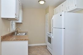  Welcome Home! This Charming 2 Bedroom 1 Bath Home Is Located C in Wichita, KS (Photo 2 of 10)