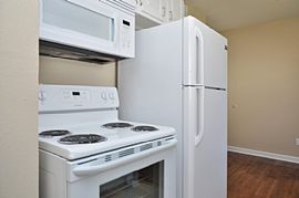  Welcome Home! This Charming 2 Bedroom 1 Bath Home Is Located C in Wichita, KS (Photo 8 of 10)