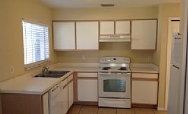 This Silver Bay Home Offers 4 Bedrooms, 2 Bathrooms in Valrico, FL (Photo 2 of 8)