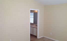 This Silver Bay Home Offers 4 Bedrooms, 2 Bathrooms in Valrico, FL (Photo 6 of 8)