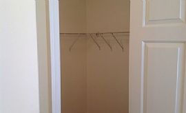 This Silver Bay Home Offers 4 Bedrooms, 2 Bathrooms in Valrico, FL (Photo 8 of 8)