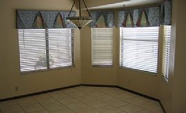 Beautiful 3 Bed 2 Bath Ranch Style Home in Quiet and Crime Free in Phoenix, AZ (Photo 5 of 6)