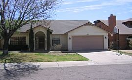 Beautiful 3 Bed 2 Bath Ranch Style Home in Quiet and Crime Free in Phoenix, AZ (Photo 6 of 6)