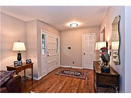 Wonderfully Remodeled Ranch Home in The Southpark Area. in Charlotte, NC (Photo 2 of 6)