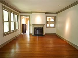 Fantastic Druid Hills Bungalow in Atlanta, GA (Photo 3 of 7)