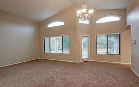 Single Level 4 Bedroom-2 Bathroom Home in Phoenix, AZ (Photo 2 of 7)