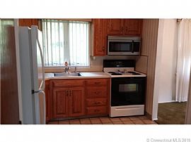 Very Well Maintained Home on Nice Level Lot. in Hartford, CT (Photo 3 of 5)