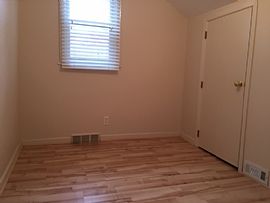 His 3 Bedroom, 2 Bathroom Is in Good Condition and Has Just Had in Marquette, MI (Photo 5 of 8)