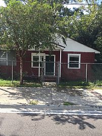 Large Renovated 3 Bedroom / 1 Bath Home For Rent. in Jacksonville, FL
