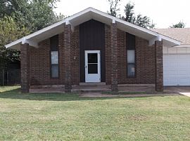 3 Bed, 1 1/2 Bath, 2 Car Garage on Corner Lot with Fenced in Ba in Oklahoma City, OK