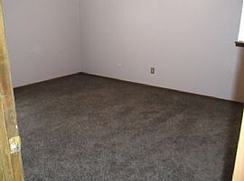 3 Bed, 1 1/2 Bath, 2 Car Garage on Corner Lot with Fenced in Ba in Oklahoma City, OK (Photo 7 of 9)