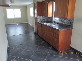  You Will Not Find a Nicer House to Rent in This Neighborhood!  in Columbus, OH (Photo 5 of 11)