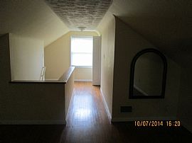  You Will Not Find a Nicer House to Rent in This Neighborhood!  in Columbus, OH (Photo 8 of 11)