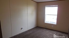 Beautiful 3 Bed, 2 Bath in Jacksonville, FL (Photo 4 of 10)