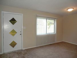 Nice 3 Bedroom Brick Ranch with 2.5 Bathrooms in Peach Orchard, GA (Photo 3 of 9)