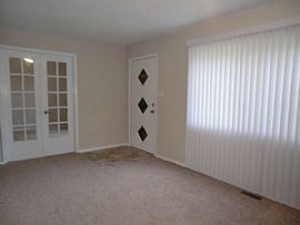 Nice 3 Bedroom Brick Ranch with 2.5 Bathrooms in Peach Orchard, GA (Photo 4 of 9)