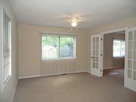 Nice 3 Bedroom Brick Ranch with 2.5 Bathrooms in Peach Orchard, GA (Photo 5 of 9)