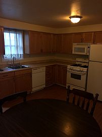 Beauty Single 3 Bed 2 Bath Family House in Pittsburgh, PA (Photo 4 of 5)