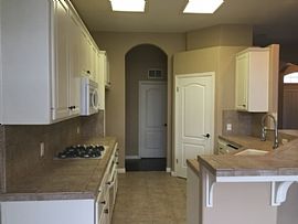 Northwest Bakersfield Home in Bakersfield, CA (Photo 3 of 10)