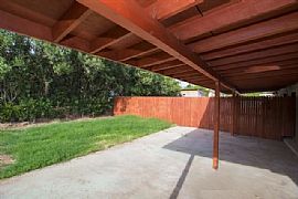 Nice 3 Bed / 2 Bath Home in Mesa! in Mesa, AZ (Photo 7 of 9)