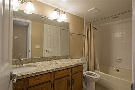 Amazing 2 Bed / 2 Bath Condo in Scottsdale! in Scottsdale, AZ (Photo 5 of 10)
