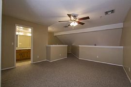 Amazing 2 Bed / 2 Bath Condo in Scottsdale! in Scottsdale, AZ (Photo 7 of 10)