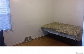 Best of The Best! Beautiful 3br, 1.5 Bath Home in Move in Condi in Detroit, MI (Photo 10 of 10)