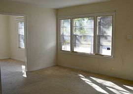  3 Bedroom 1.5 Bath That Includes a Large Bonus Room  in Mobile, AL (Photo 3 of 9)