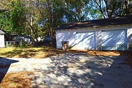  3 Bedroom 1.5 Bath That Includes a Large Bonus Room  in Mobile, AL (Photo 7 of 9)