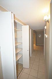 3 Beds 1 Bath 2,302 Sqf in Phoenix, AZ (Photo 10 of 12)