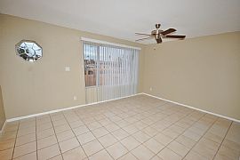 3 Beds 1 Bath 2,302 Sqf in Phoenix, AZ (Photo 3 of 12)