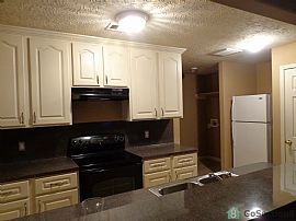 House For Rent  in San Bernardino, CA (Photo 3 of 3)