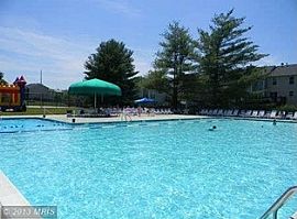 Beautiful 4 Bedroom 4 Bathroom Crofton Townhouse in Crofton, MD (Photo 6 of 8)