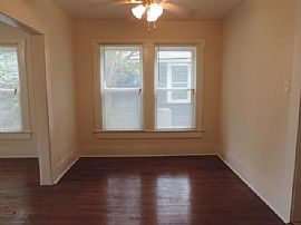 913 N 13th St , .$600 in Temple, TX (Photo 3 of 6)