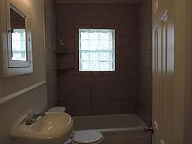 913 N 13th St , .$600 in Temple, TX (Photo 6 of 6)