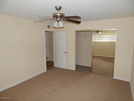 Freshly Renovated 3 Bed, 3 Bath  in Phoenix, AZ (Photo 2 of 4)