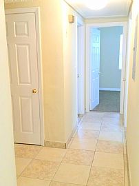 Wow! This 3 Bedroom 1 Bath Home Was Recently Remodeled with Bea in Jacksonville, FL (Photo 7 of 9)