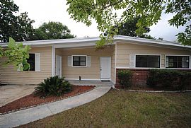 Come Check Out This Adorable 3 Bedroom 1 Bathroom in Jacksonville, FL (Photo 10 of 10)