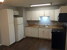 Newly Remodeled 3 Bedroom 1 Bath in Kansas City, MO (Photo 4 of 9)