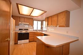 Great 3 Bedroom Home in Quiet Location in Miami, FL (Photo 4 of 6)