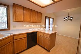 Great 3 Bedroom Home in Quiet Location in Miami, FL (Photo 5 of 6)