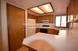 Great 3 Bedroom Home in Quiet Location in Miami, FL (Photo 6 of 6)