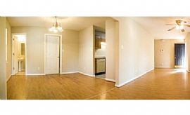 Single Family Home For Rent. in Savannah, GA (Photo 2 of 6)