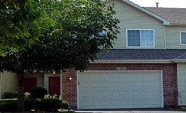 Move in Now! New Carpet, Fresh Paint, Bright in Sugar Grove, IL