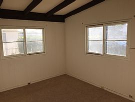 Remodeled Single Family Home in Honolulu, HI (Photo 4 of 4)